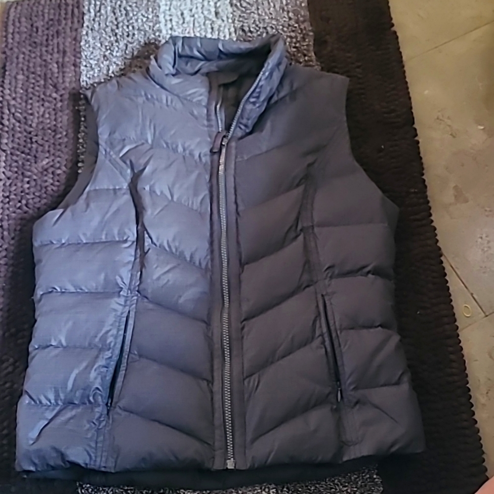Prana Navy Quilted Puffer Vest